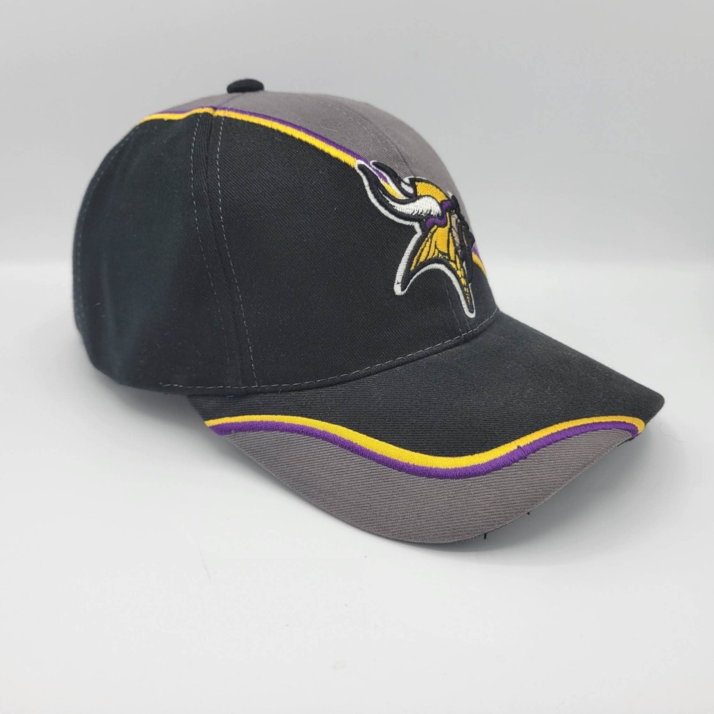 Minnesota Vikings Vintage Annco Strapback Hat